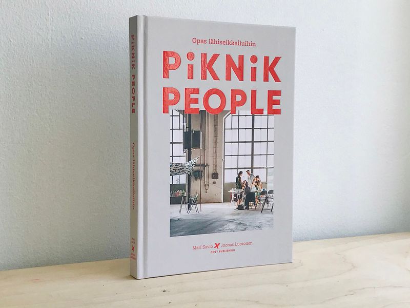 Piknik People ja RATIA julkaisivat leikkisän yhteistyövaatemalliston