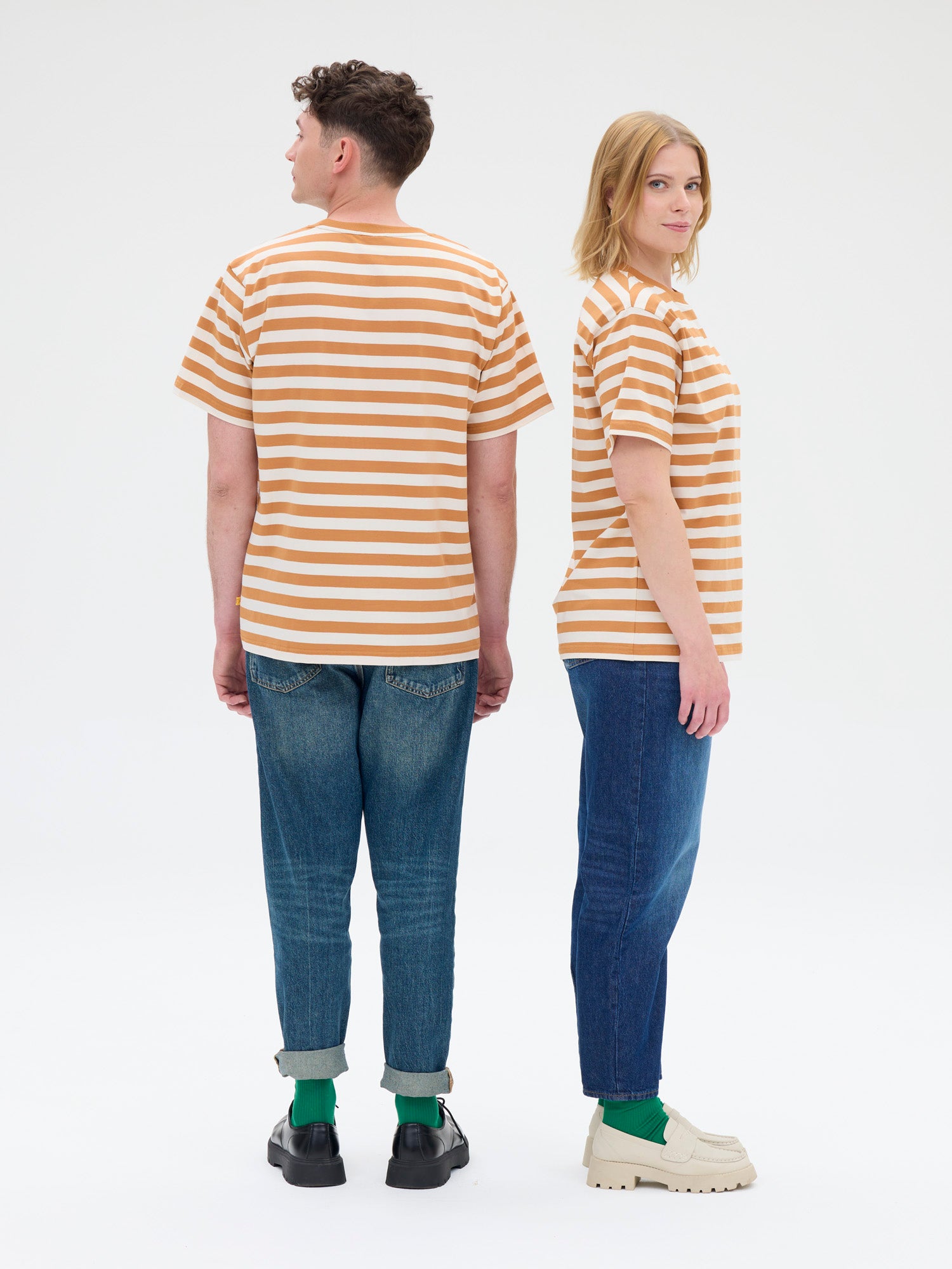Unisex T-paita Novato Raita, Ruskea/Valkoinen