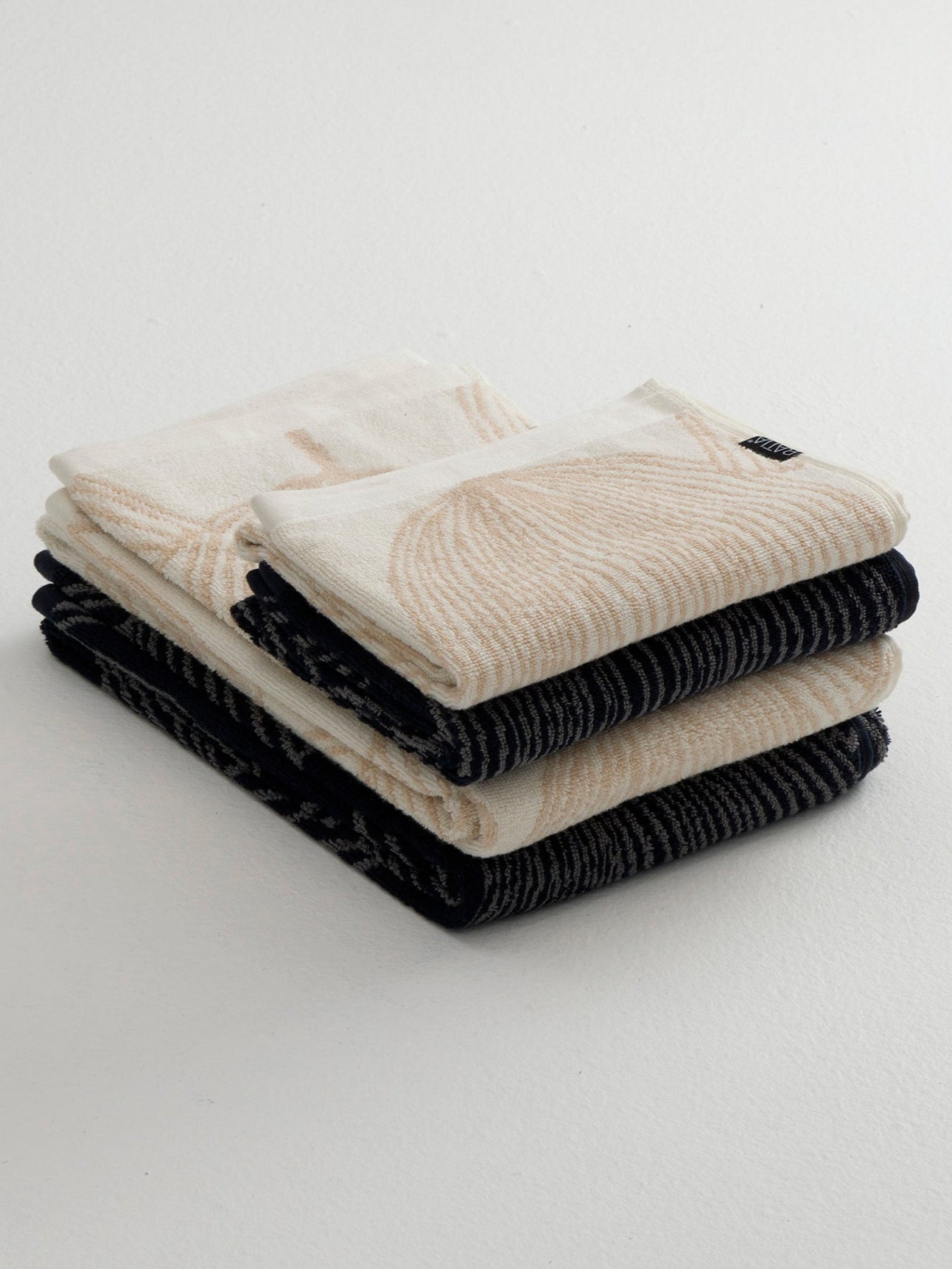 Bath Towel Cosmos, Black/Grey