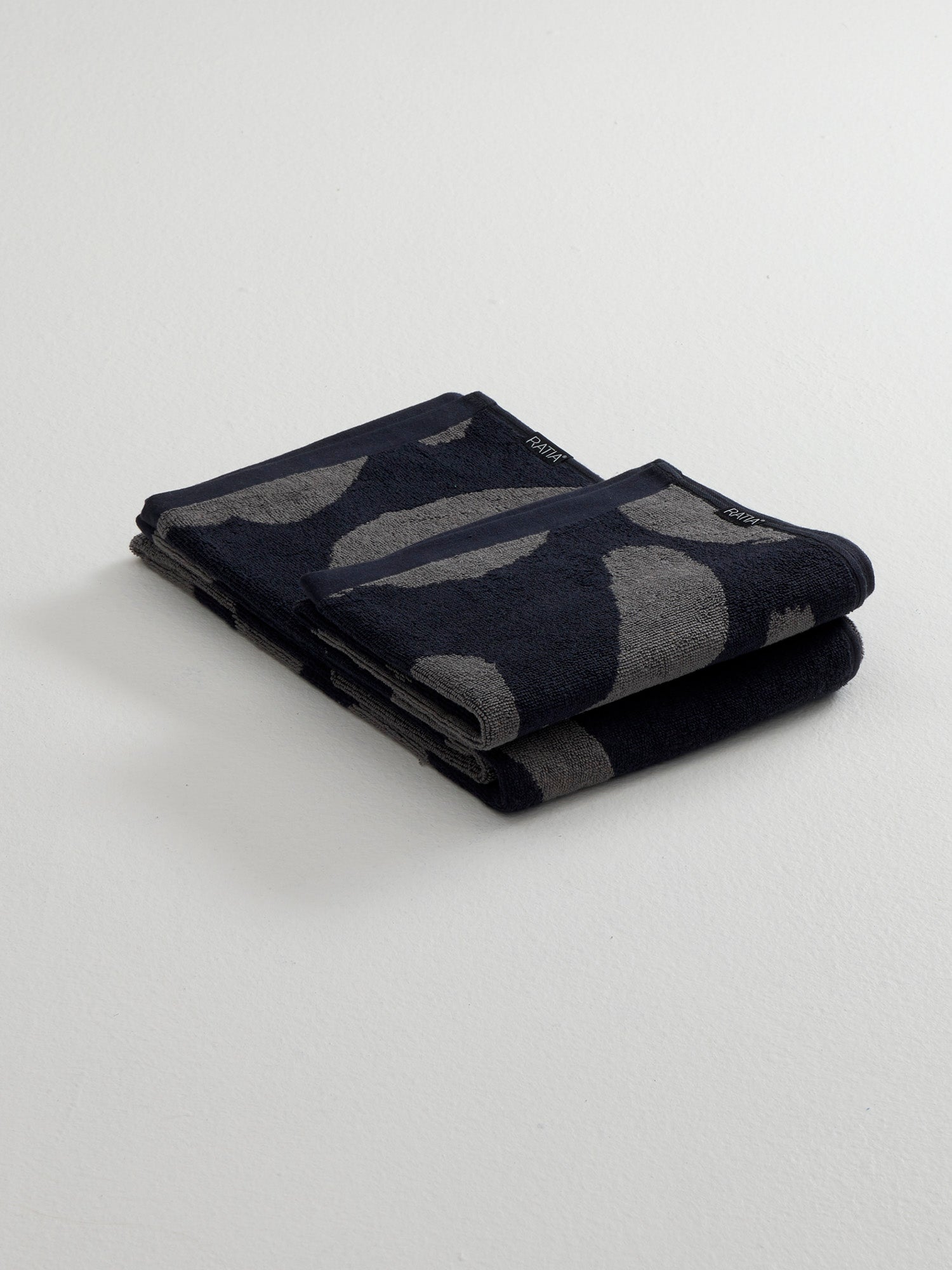 Bath Towel Nuppunen, Black/Grey