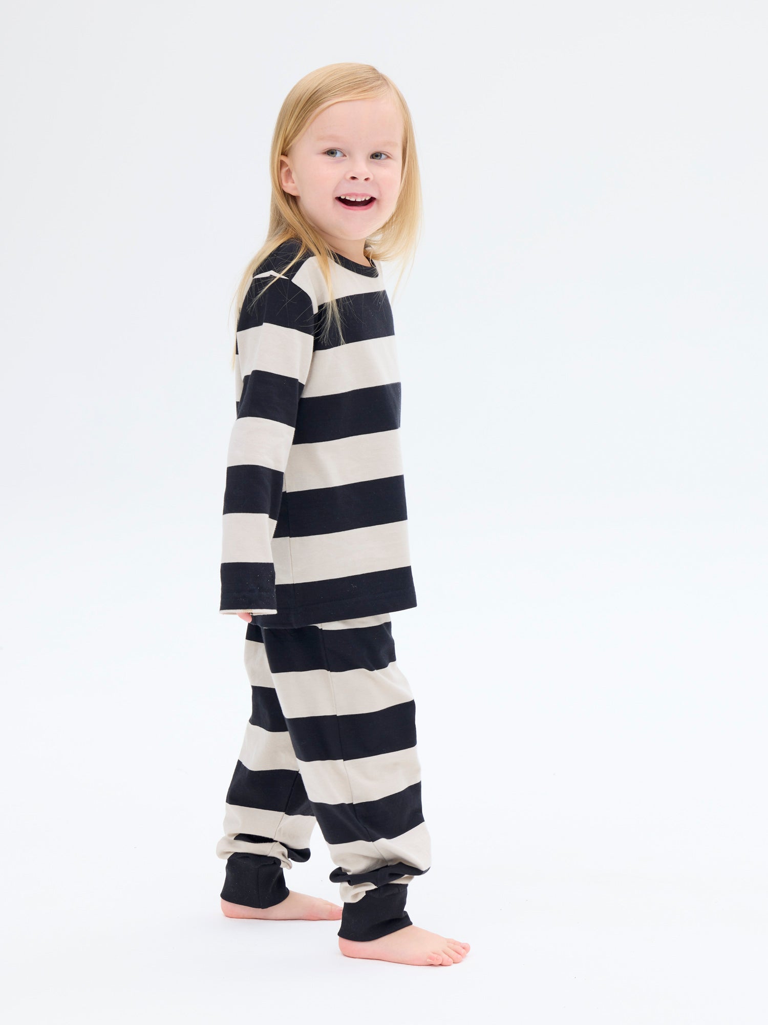 Children's Bertti Pyjamas Stripe, Black/Sand