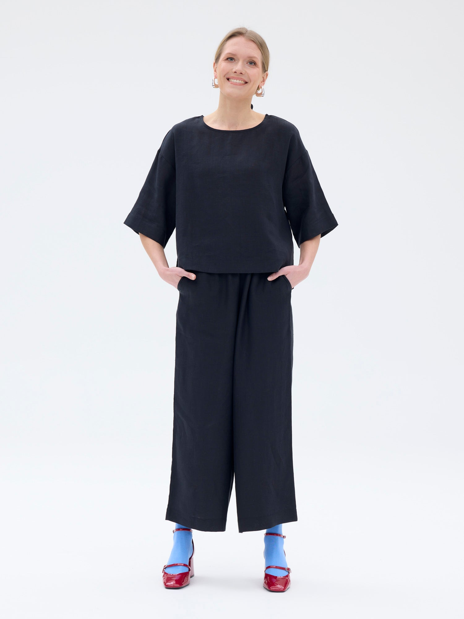 Minttu Linen Pants, Black