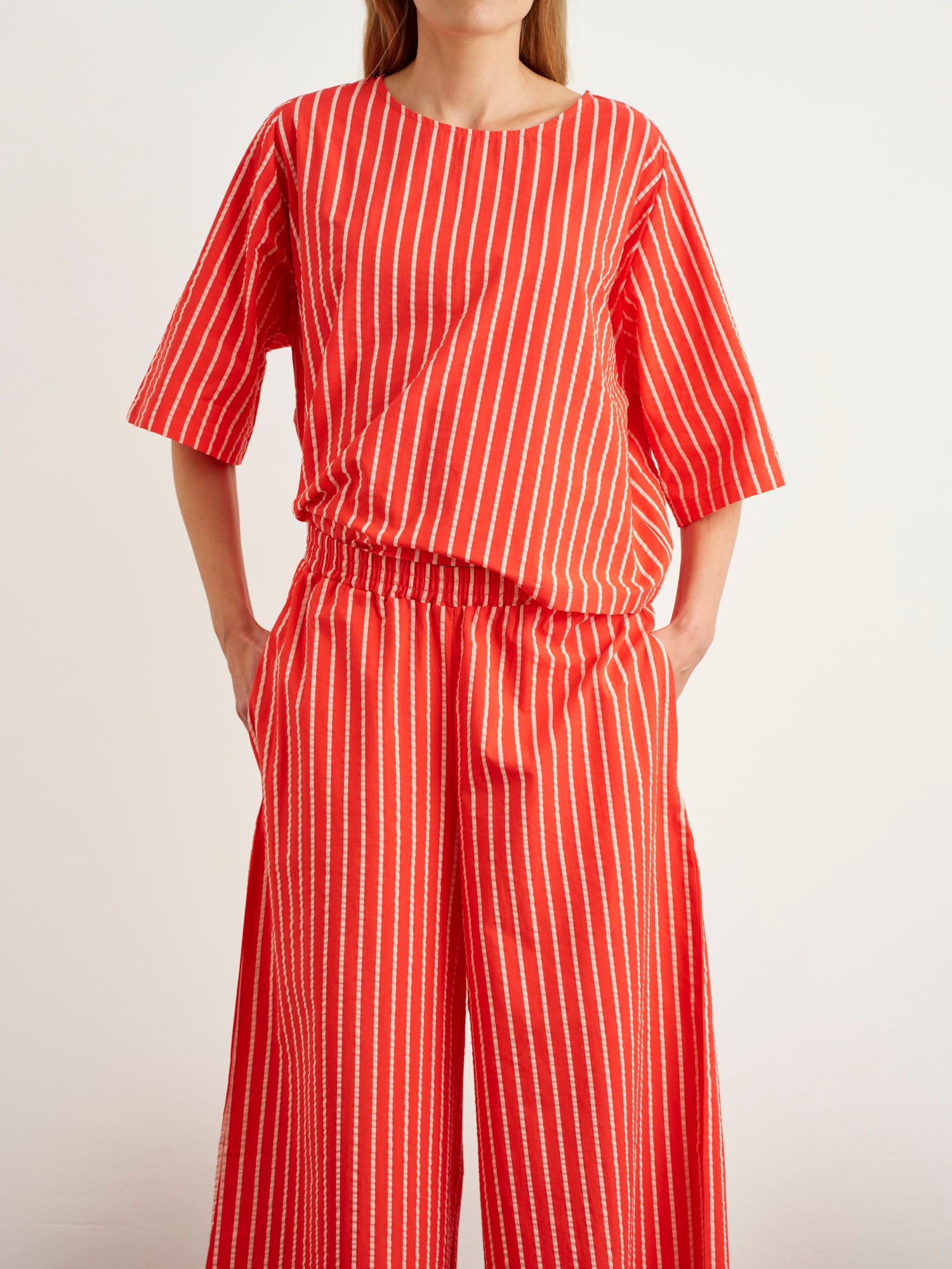 Kamu Trousers Raita, Red/White