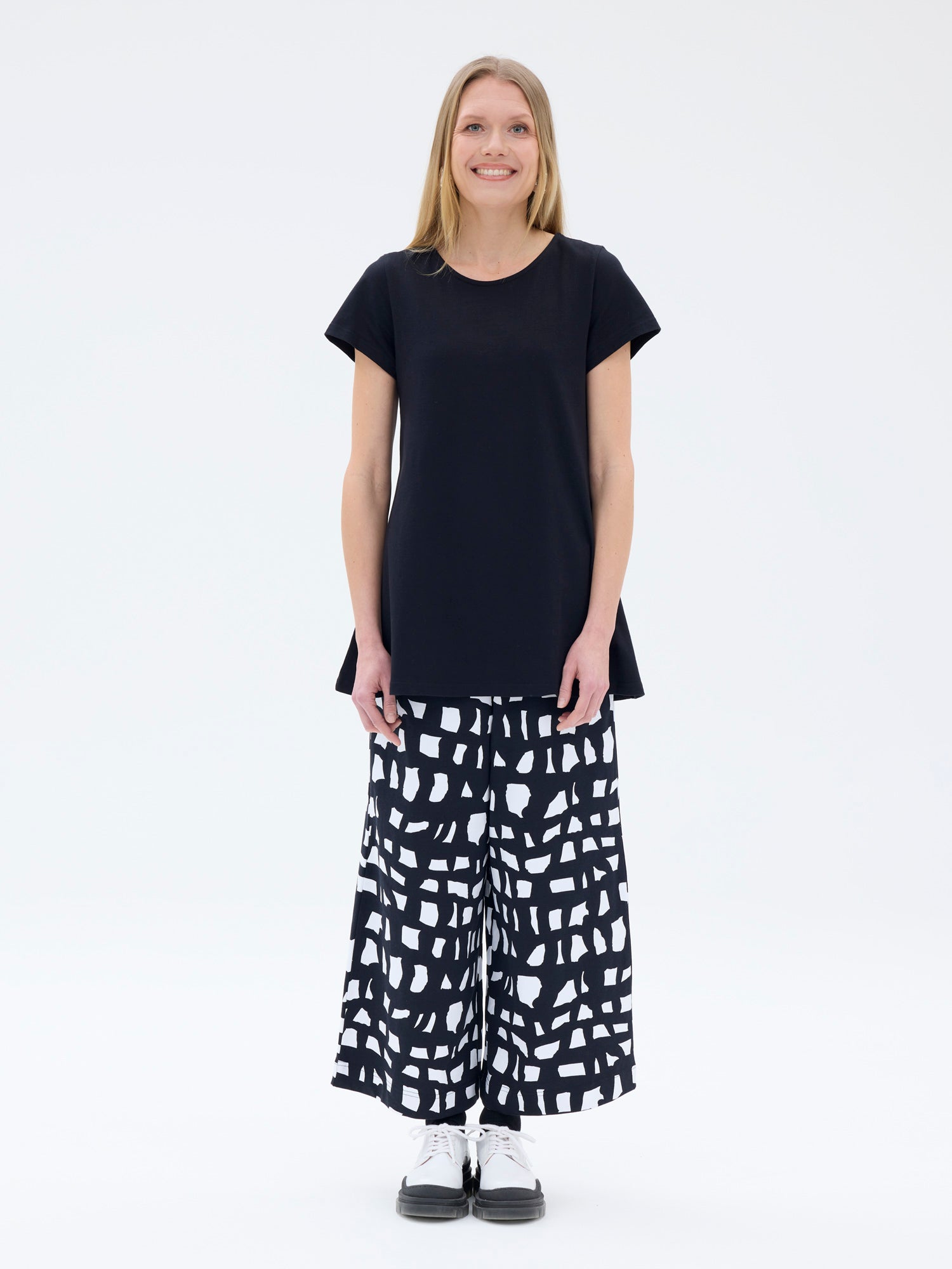 Pouta T-shirt, Black