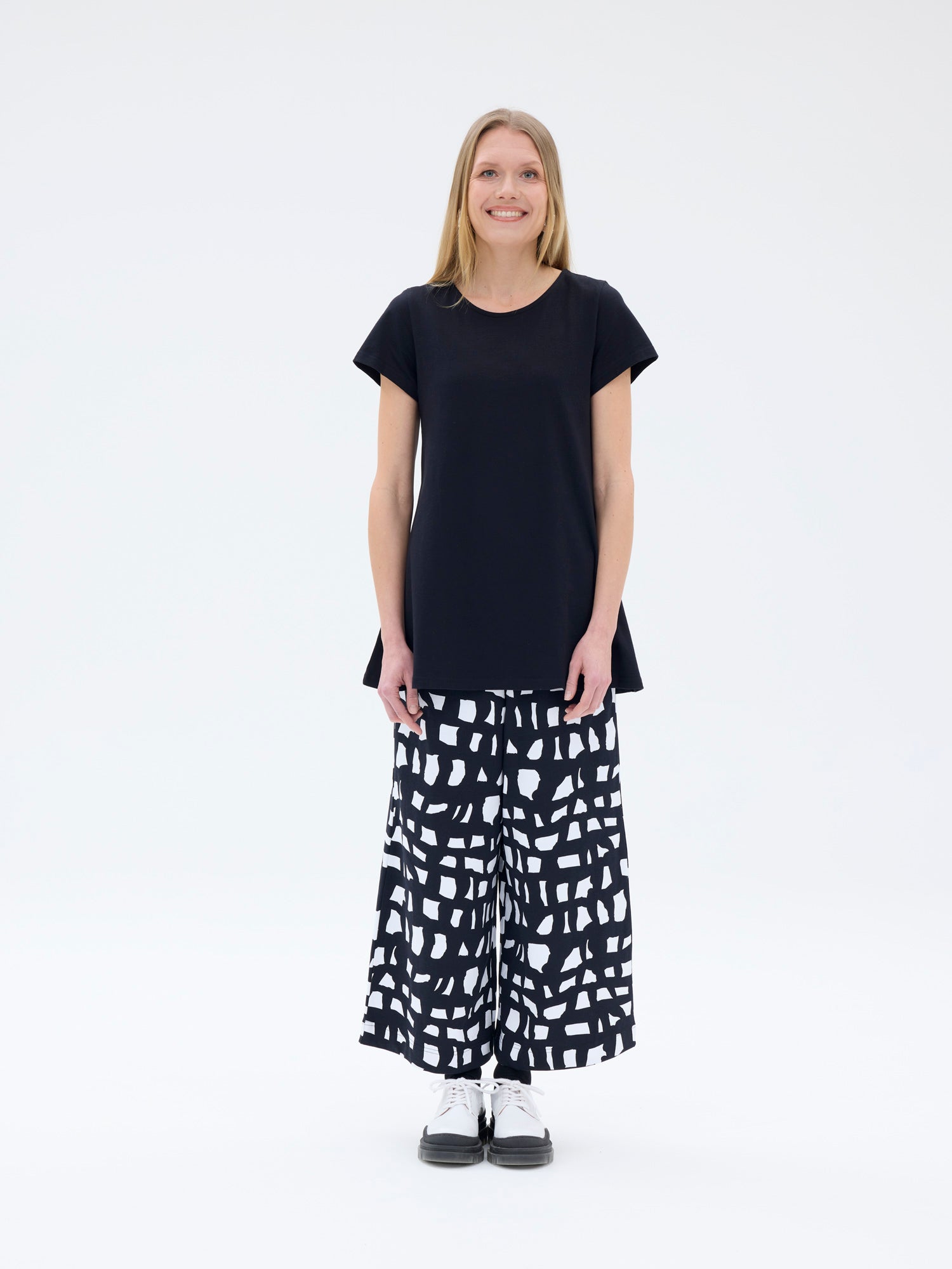 Pouta T-shirt, Black