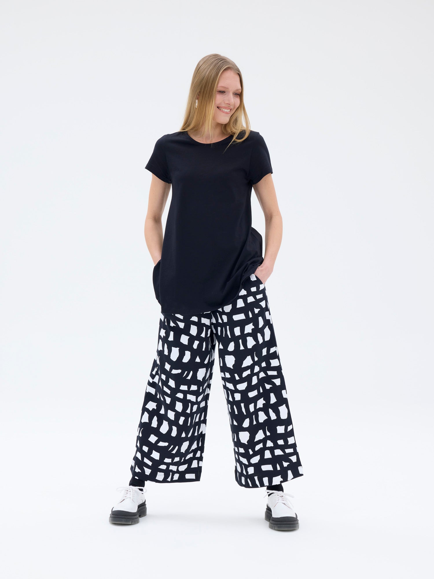 Pouta T-shirt, Black