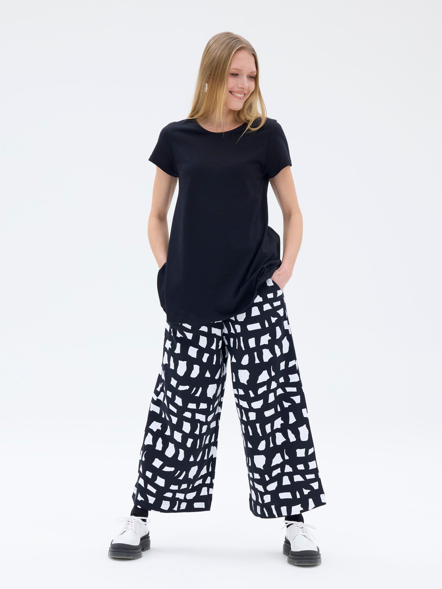 Pouta T-shirt, Black