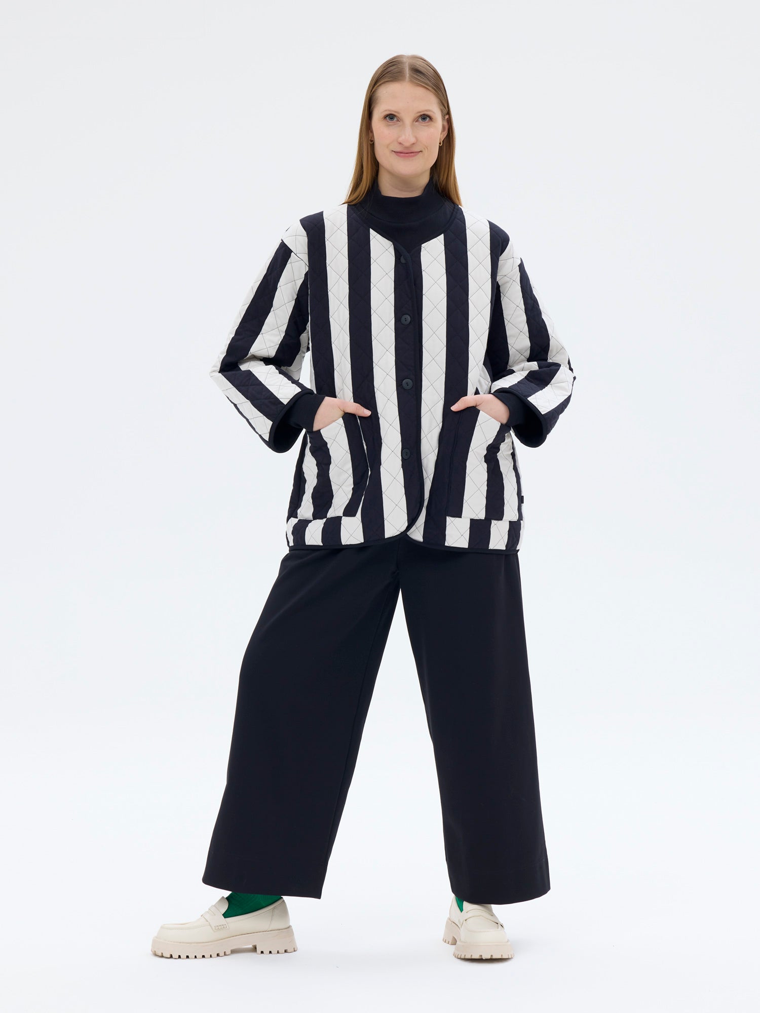 Fremont Takki Raita, Musta/Valkoinen