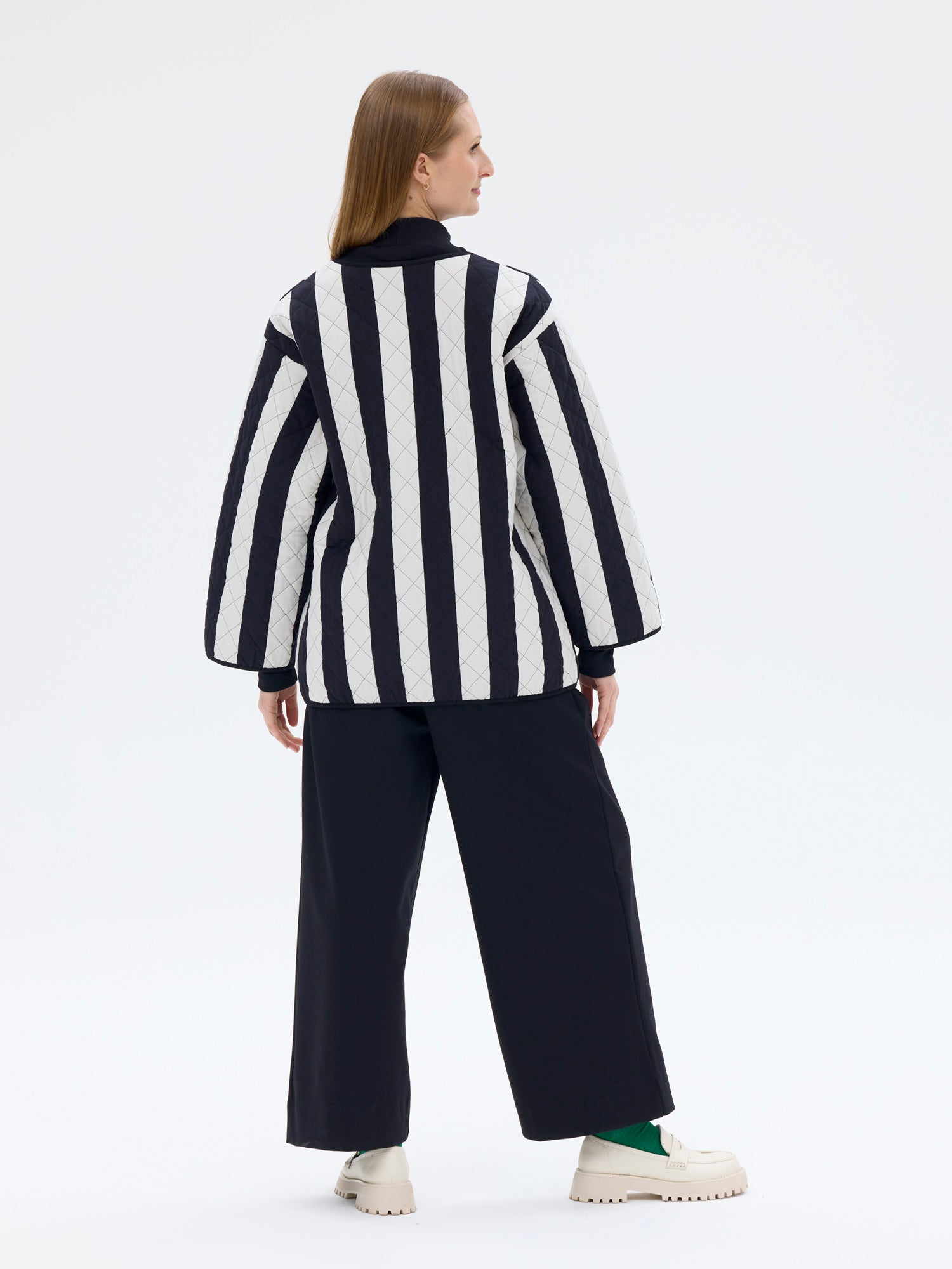 Fremont Takki Raita, Musta/Valkoinen