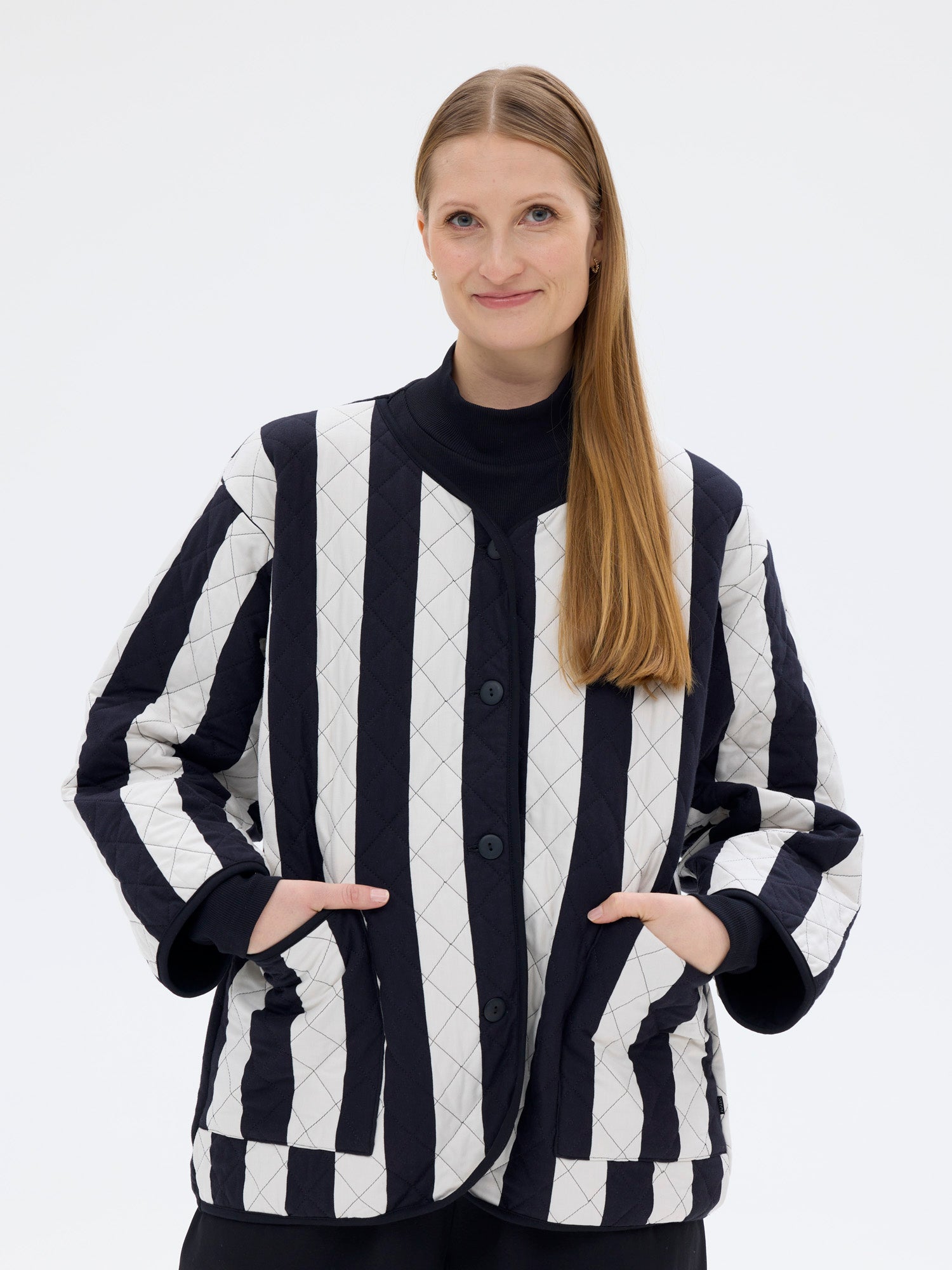 Fremont Takki Raita, Musta/Valkoinen