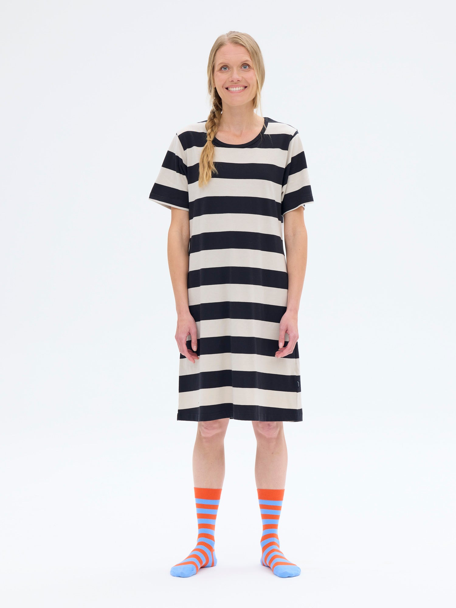 Moona Nightie Stripe, Black/Sand