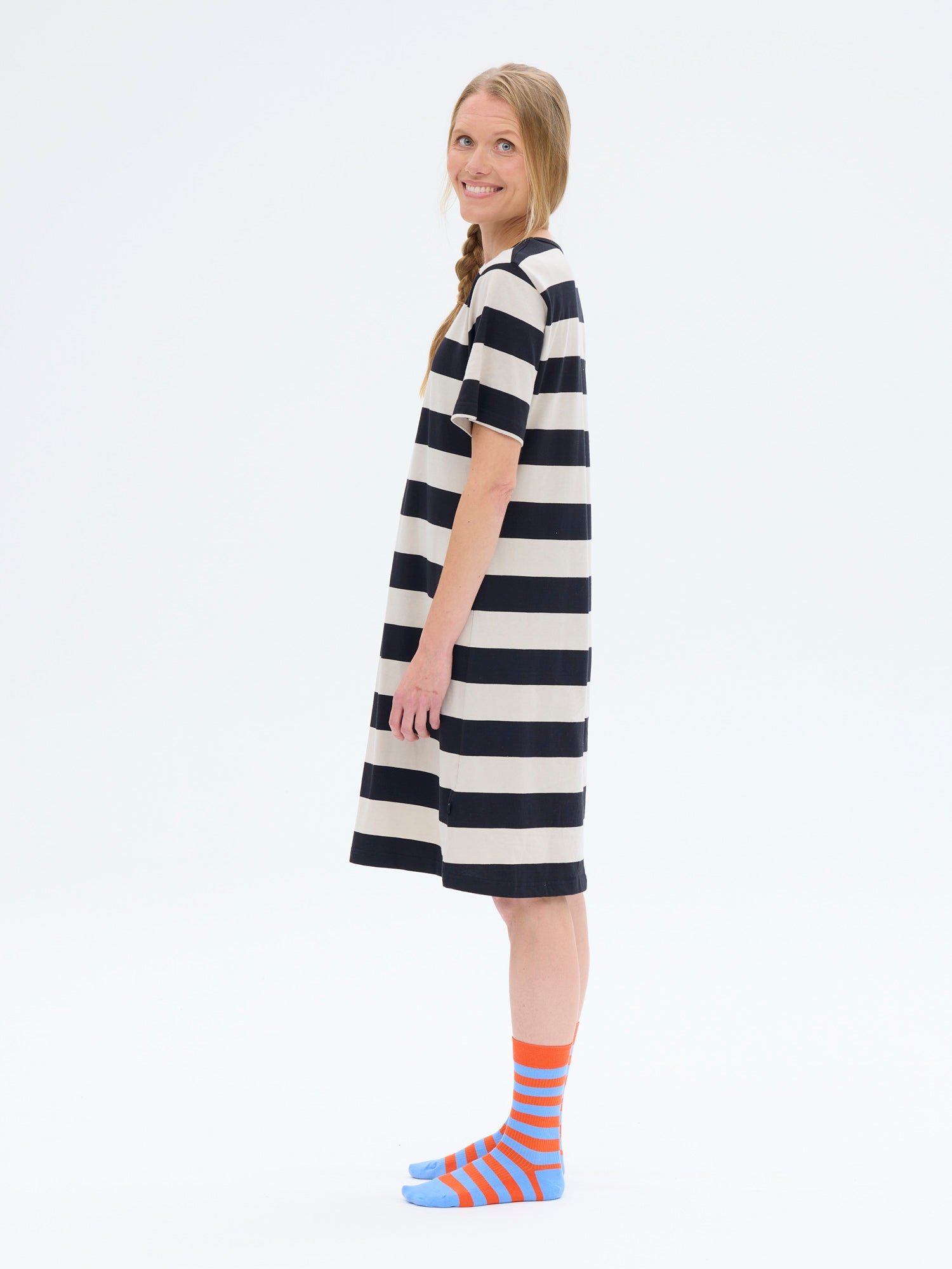 Moona Nightie Stripe, Black/Sand