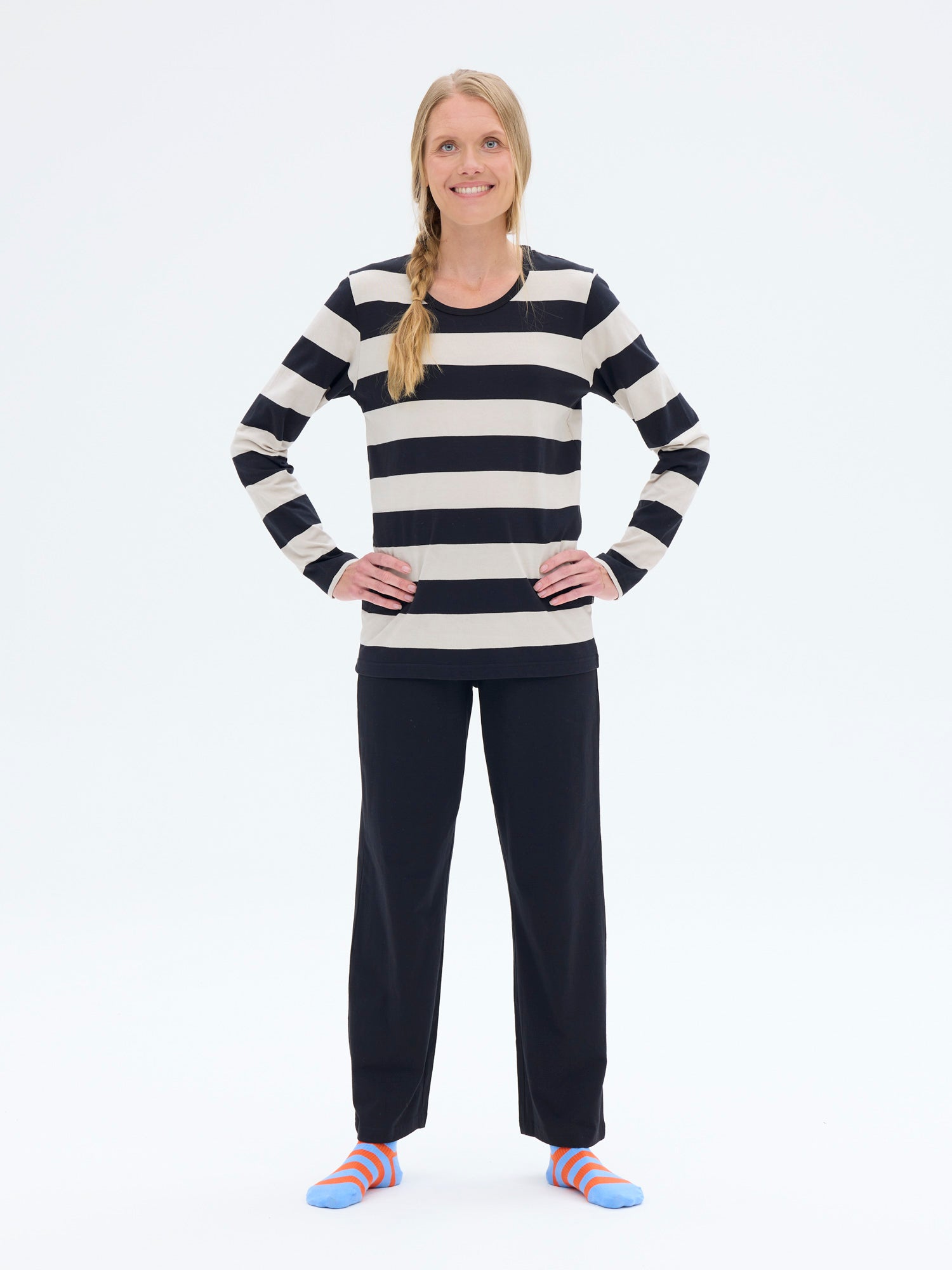 Sofia Pyjamas Stripe, Black/Sand