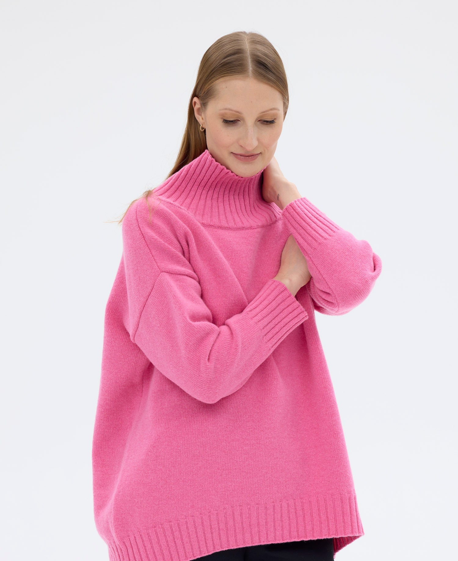 Mila Villaneulepaita, Pinkki