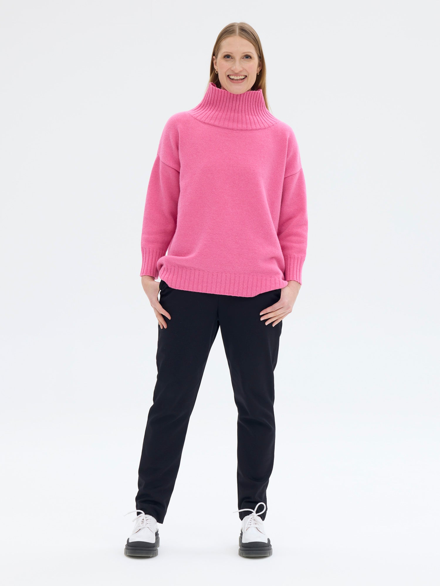 Mila Villaneulepaita, Pinkki