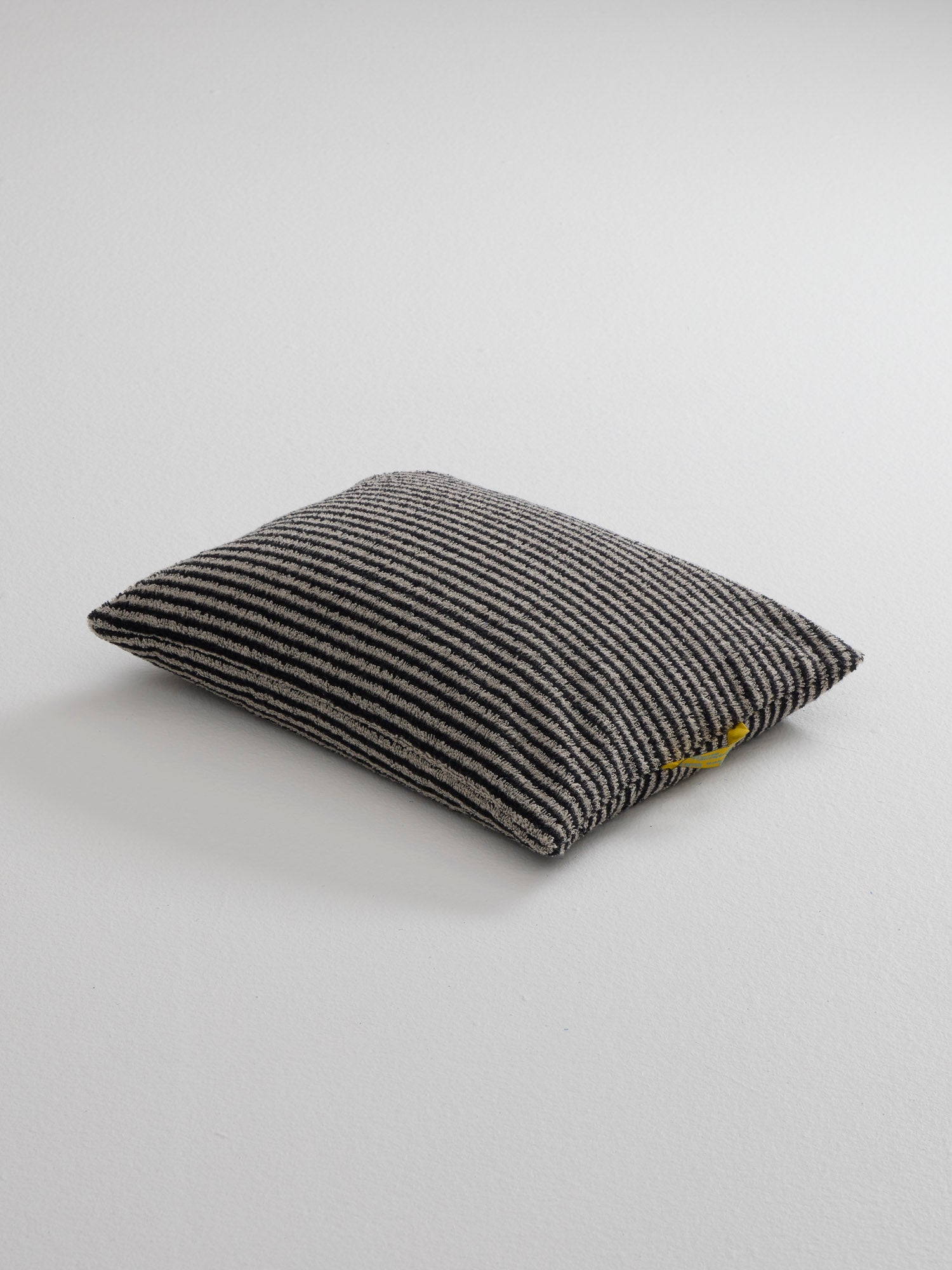 Sauna Pillow Stripe, Black/Sand