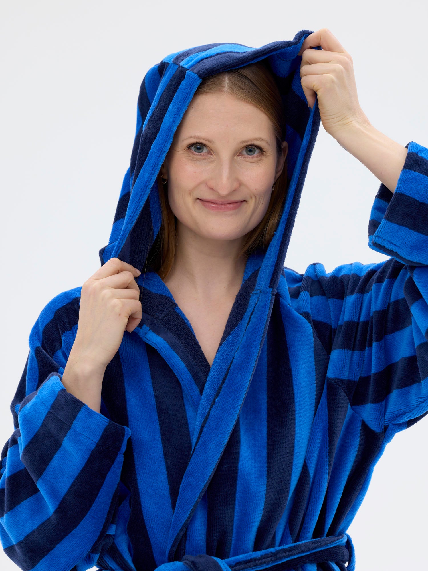 Unisex Hupullinen kylpytakki Raita, Sininen